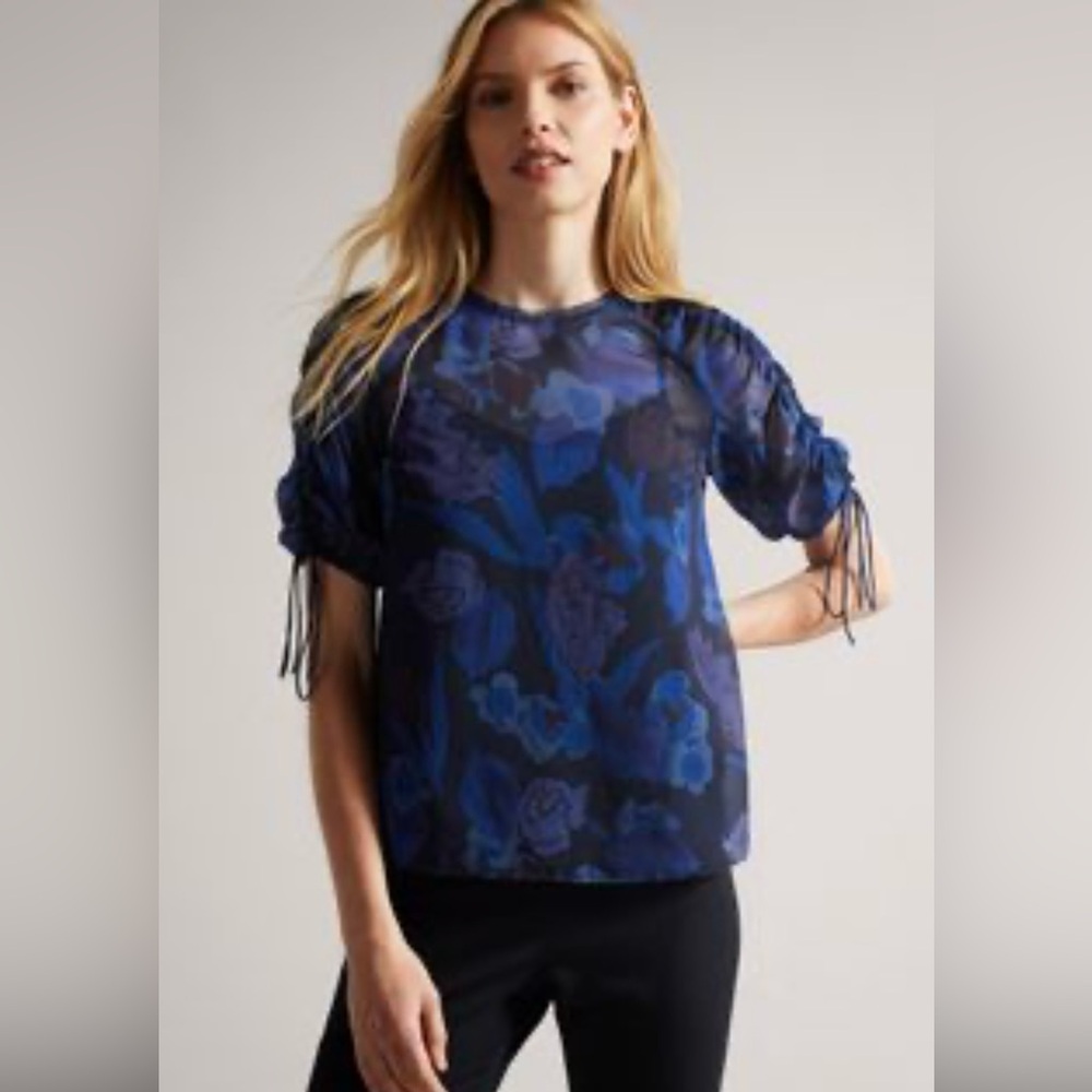 ted baker top size 0 ted baker and size 2 US